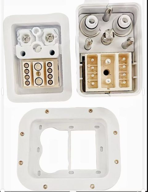 A3 Series Twist-Lock Plug-in Connector